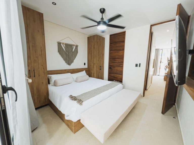 9396043b-ffe7-4320-b971-c8670ee340d1